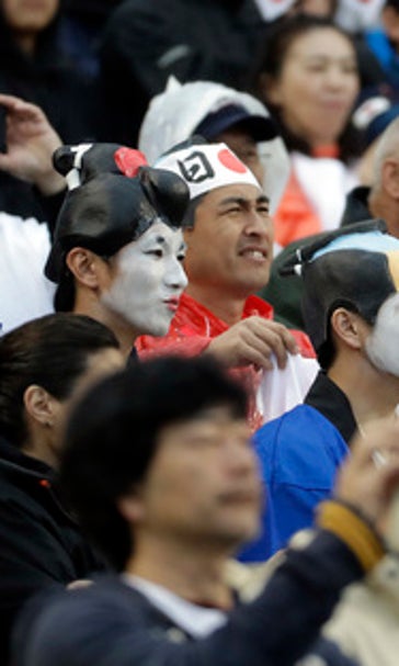 US edges Japan 2-1, advances to WBC championship game